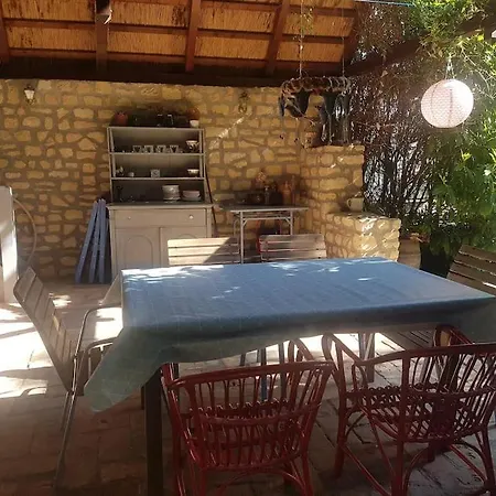 Nadtetos Haz Gyenesdiason A Vizpart Koezeleben Holiday home Gyenesdias